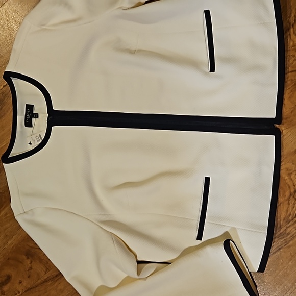 NWT Talbots woman cream blazer/jacket size 24W - Picture 6 of 11